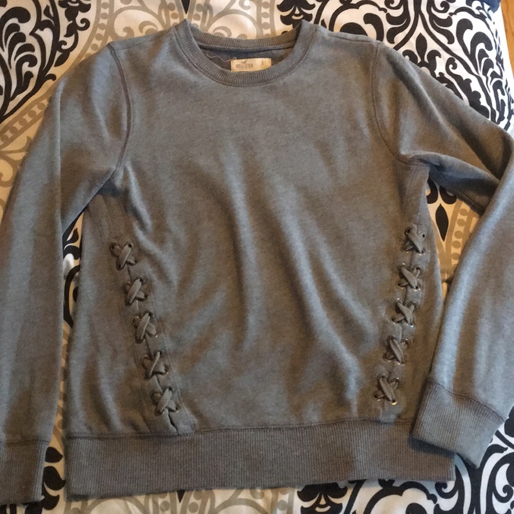 Gray Hollister pullover